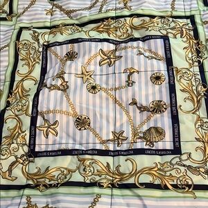 Victoria's Secret Blanket Packable